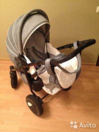 Продам коляску Tutis Zippy classic белая кожа 2в1