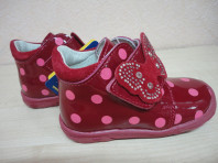 Малиновые ботиночки Котофей.Новые.