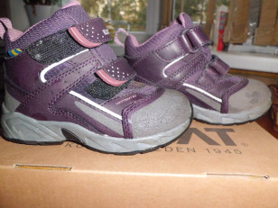 Б/у Ботинки KIVAT