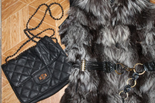 Жилетка из меха чернобурки