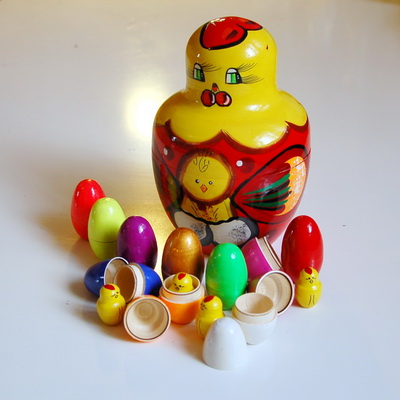 Мы купили многодетных куриц для своего магазинчика :)