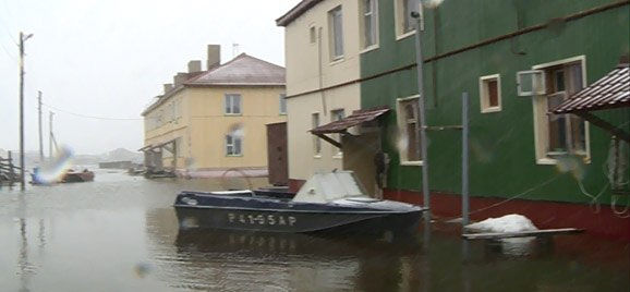 Немного честно натыренных чужих фотографий и одно видео про МЧС.