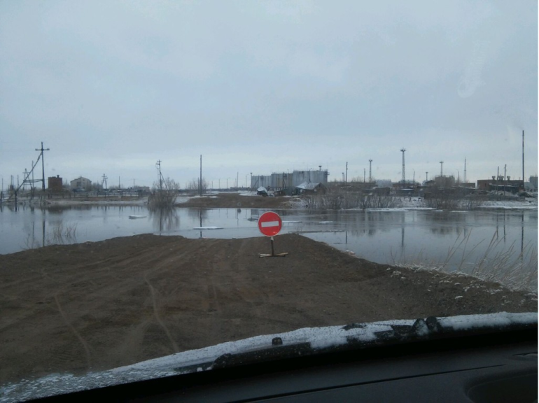 Немного честно натыренных чужих фотографий и одно видео про МЧС.