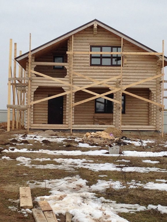 Рогачевское ш. (между Дмитровским ш. и Ленинградским ш.) 54 км от МКАД, в Дмитровском районе. Дом из оцилиндрованного шлифованного бревна 140 кв.м. на земельном участке 15 сот., в р-не дер. Телешово