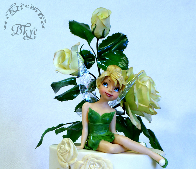 Торт с феечкой по мотивам детского платьица)))