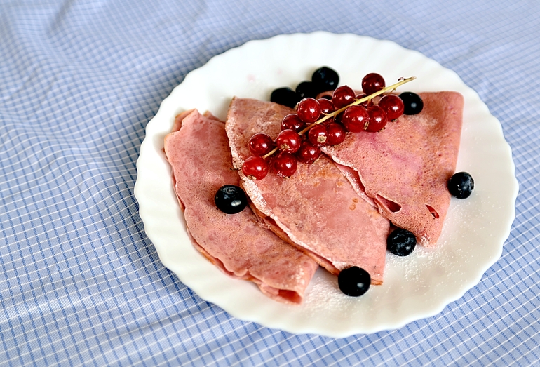 Розовые блины