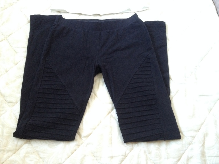 Модные вещички на 42-44, недорого!!!