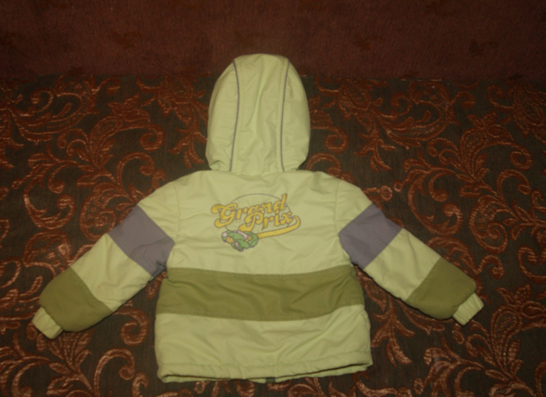 Комбинезон осень/весна фирмы Аксарт 74-80 1000 руб.