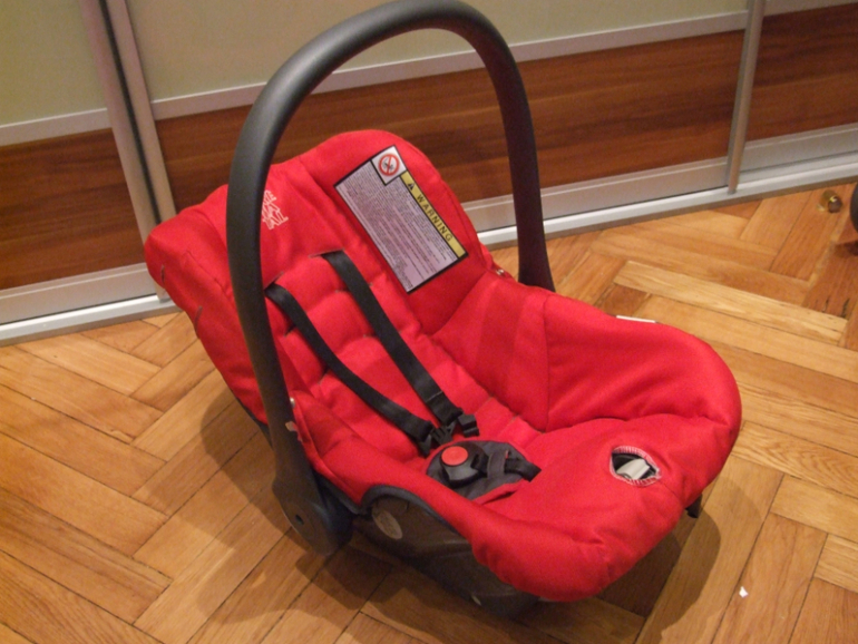 продам коляску Prenatal 3 в 1