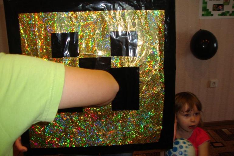 День рождение в стиле Minecraft