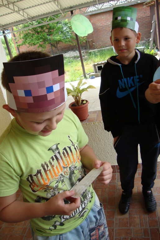 День рождение в стиле Minecraft