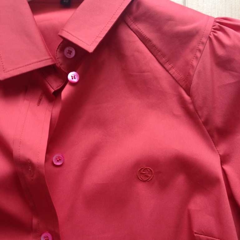 Gucci!!! Сорочка на 44-46 с эластаном! Идеально по фигурке!!! 4900 р