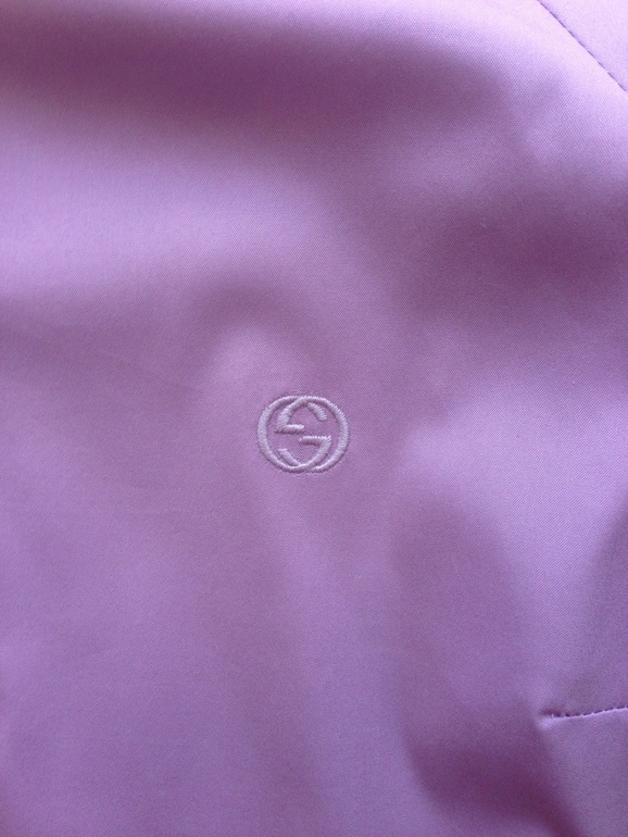 Gucci !!! Блузочка марк 36, на доченьку или худенькую мамочку. Сама ношу, прелесть !!! 4900