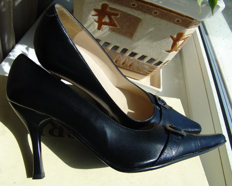 Женская обувь новая и б/у, размер 36