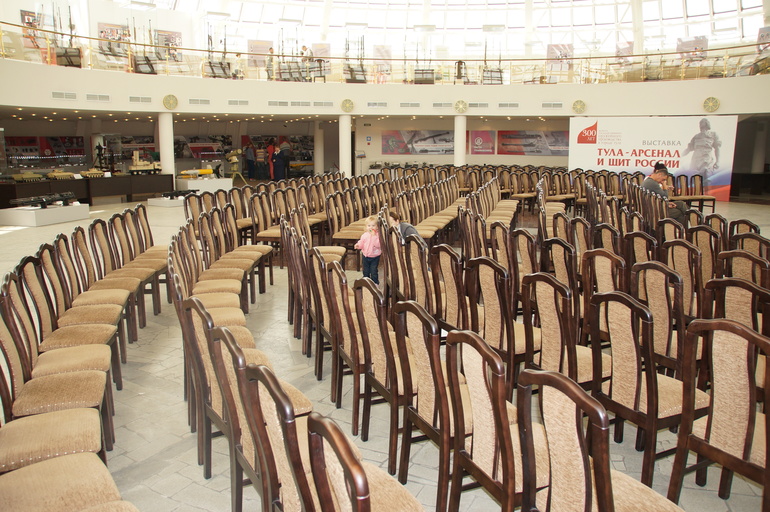 Шлем древнерусского воина на берегу Упы, или как мы ходили в новый музей оружия