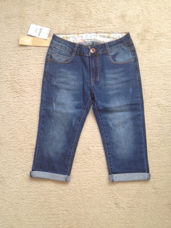 Джинсовые бриджи Stradivarius 42 размер 550 р.