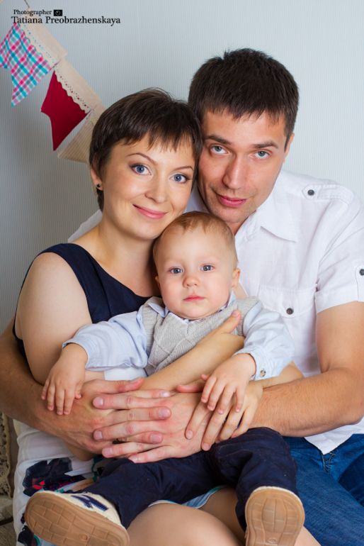 Мама, папа, я  счастливая семья