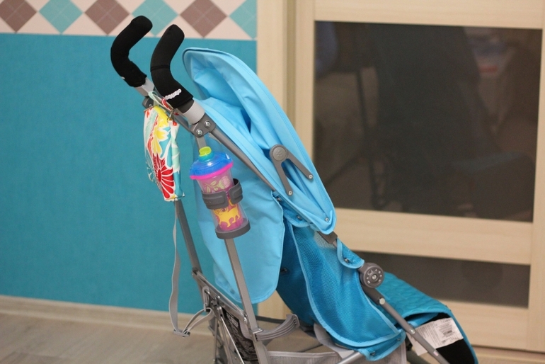 MacLaren Volo - BLUE ATOLL - 2013