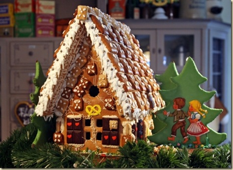 Новогодние украшения: делаем с детьми