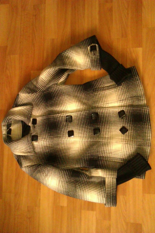 Пальто весна-осень, р.42-44, 1500р.