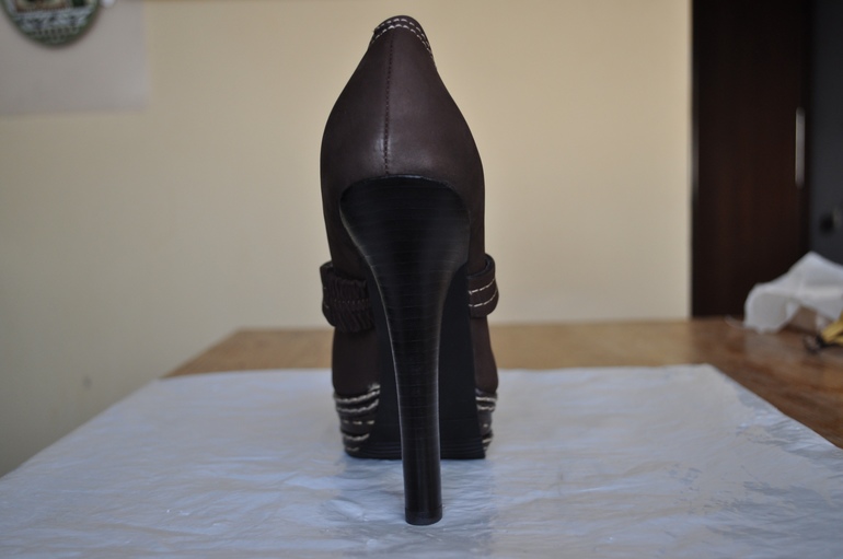 Стильные туфли Lena Milan, размер 37