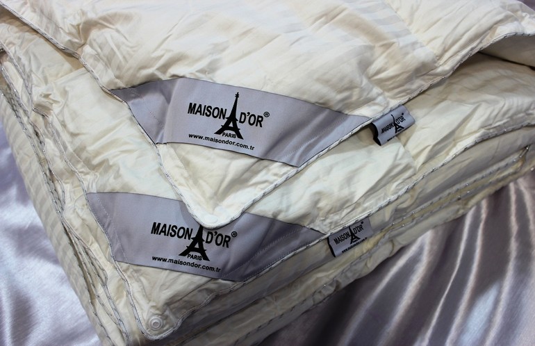 Умные ПОДУШКИ И ОДЕЯЛА *M*a*i*s*o*n D*o*r *ЛЮКС наполнитель 3D от 1000 руб