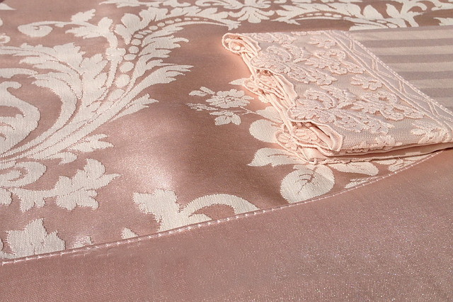 *M*a*i*s*o*n D*o*r * ПОКРЫВАЛА - ПЛЕДЫ