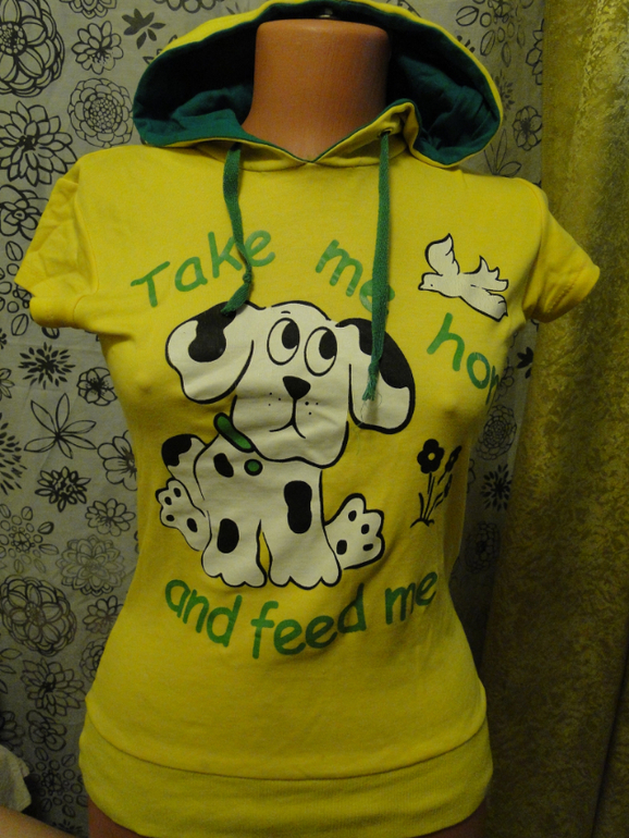 На девушку 12-17 лет или мамочку 42 размера новая и бу