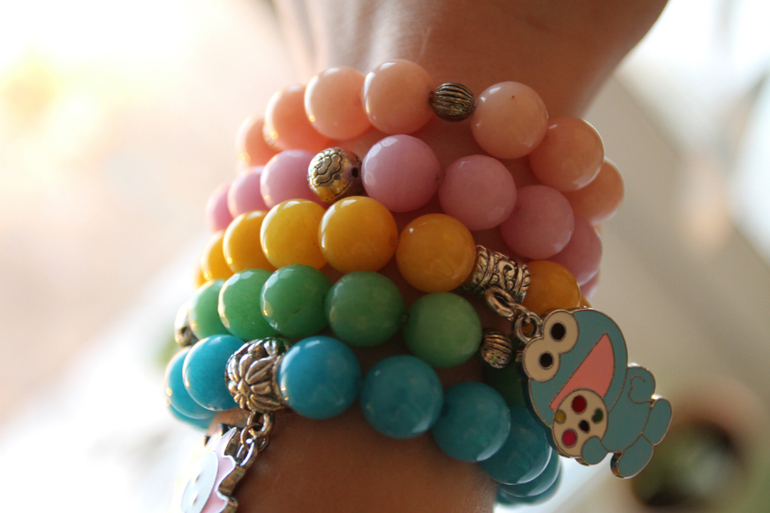 Комплект браслетов Карамельки