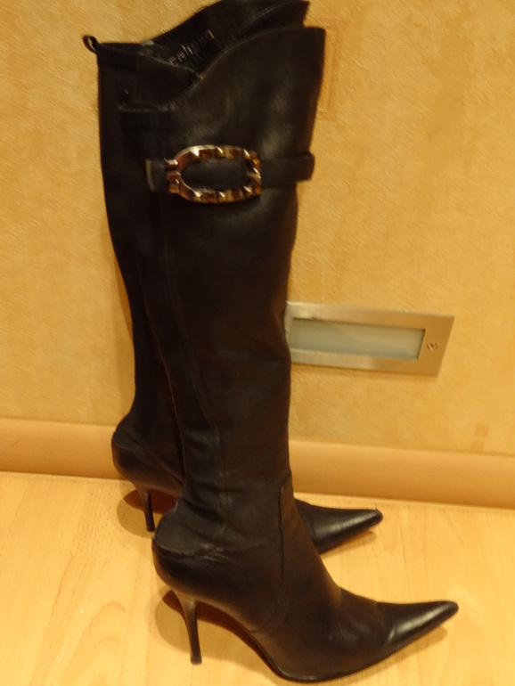 Генеральная уборка!!! Сабо, туфли, ботильоны, сапоги, кроссовки...У меня 37,5, ношу 38р-р