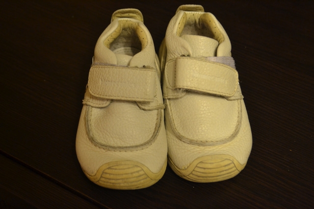 Обувь(сандалики, кроссовки, полуботинки, сапожки) от 18 - 23р-р. Дешево!!!