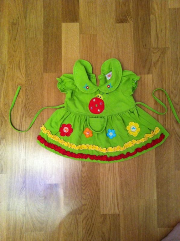 Продам пакетом вещи на 0-3 мес. Кое-что не одето ни разу!цена 1800 за пакет.в подарок-платье.