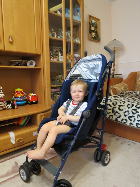 Синий Макларен БМВ. Наша первая машина)