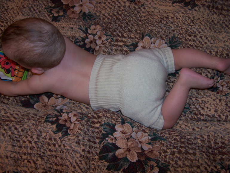 Компонент 3-й систем естественного пеленания - шерстяные пеленальные штанишки