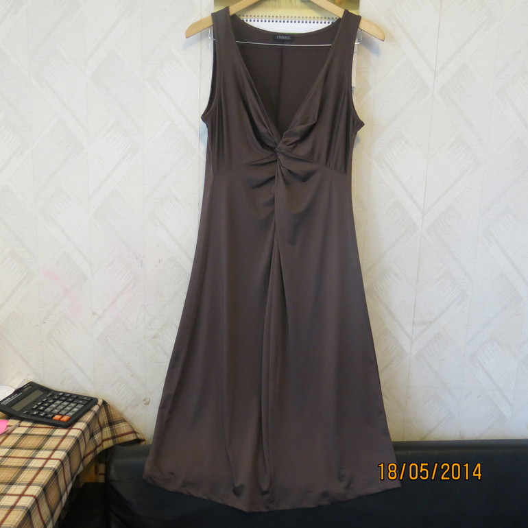 Продам женскую одежду (платья и брюки, юбка, джинсы) раз. 46-48