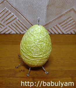 Забавные цыплята из ниток