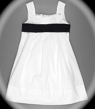 Большая распродажа детской одежды.