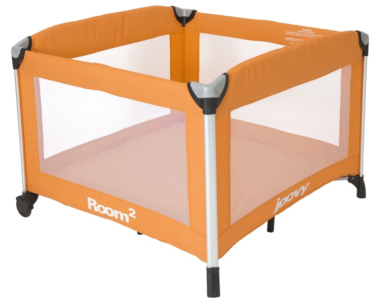 Манеж Joovy Room2 vs Joovy Moon Room