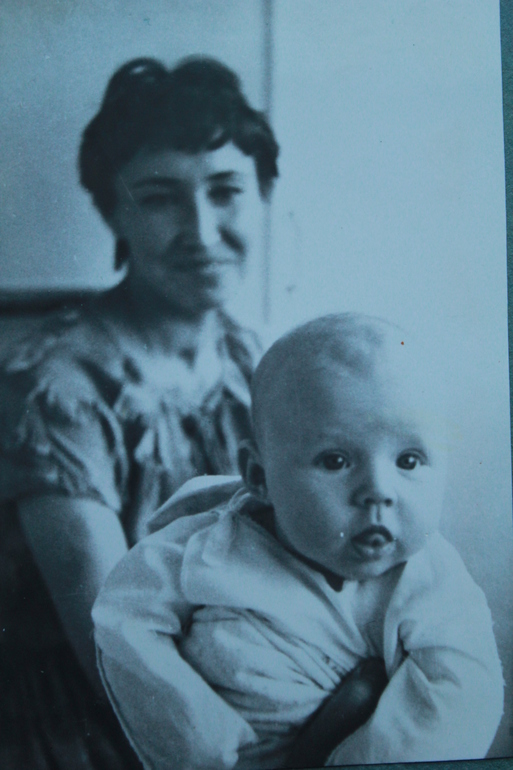 Папа, мама, я...