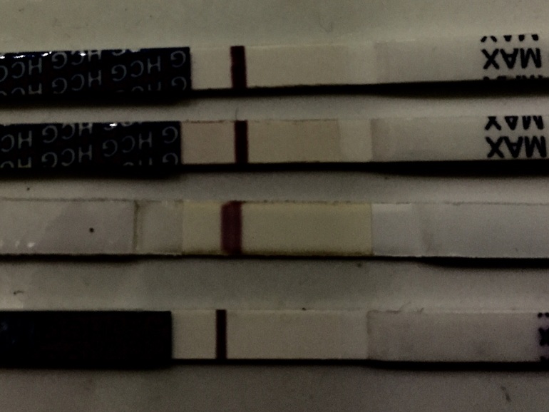 Тянет низ живота и задержка месячных. Тянет низ живота и задержка месячных. Болит низ живота тест отрицательный. Тянет живот но месячных нет. Задержка но тест отрицательный.