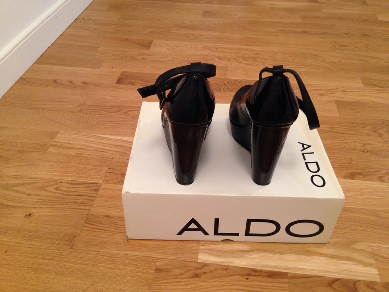 Туфли ALDO, размер 37, одела 1 раз в помещении, 2000р