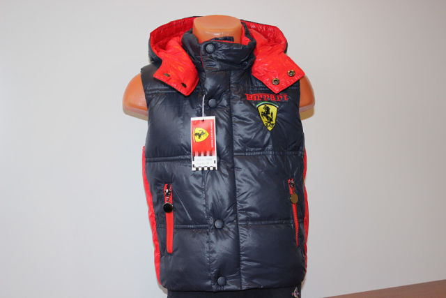 Модные жилетки д/м и д/д от 1 до 9 лет Moncler, Armani,Kenzo от 750 руб.в наличии м.Новокосино