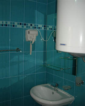 Сдаются апартаменты в недорогом мини-отеле, Черногория, пригород Ульцина