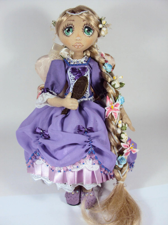 Коллекционная текстильная кукла