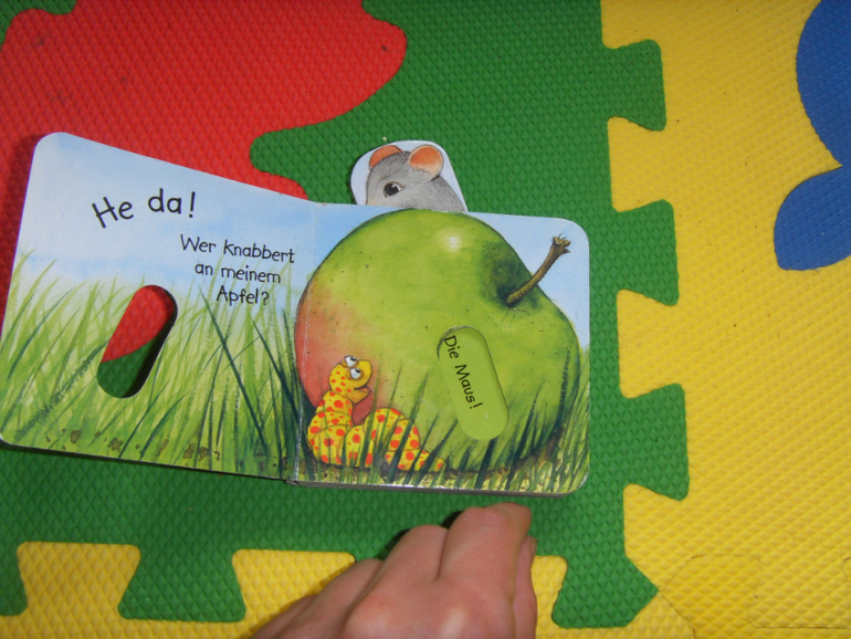 Продаю малышковые книги