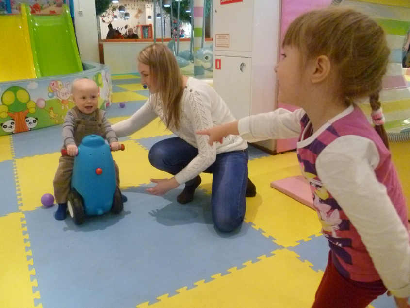 Вот и настал первый день рождения!!!!