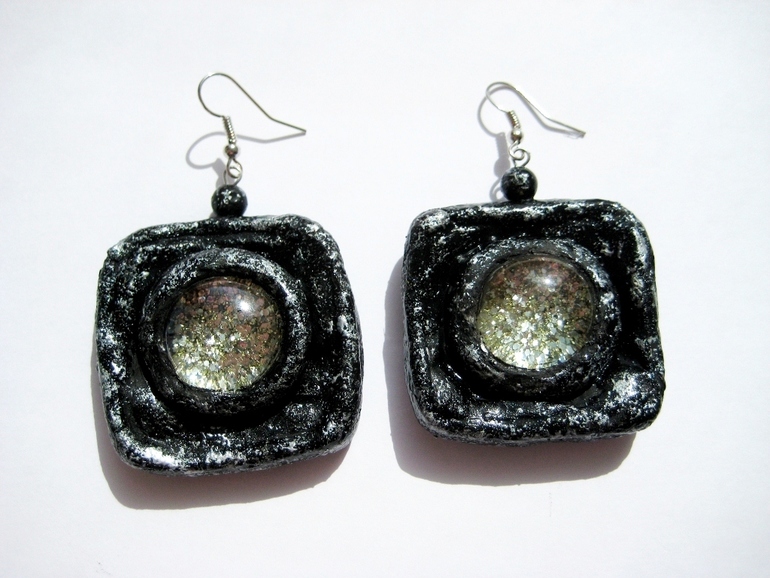 Шикарные серьги своим руками. Папье-маше. Мастер-класс