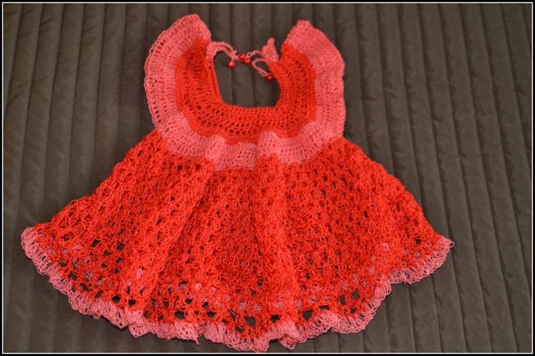 От улыбки хмурый день светлей)))