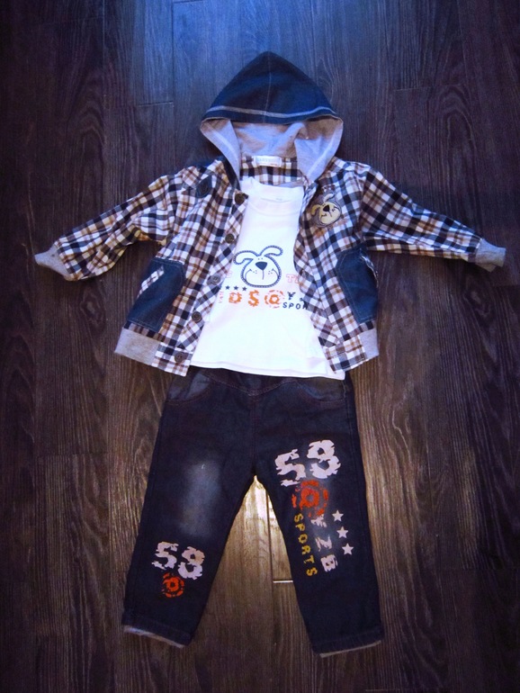 Костюм тройка размер 98-104