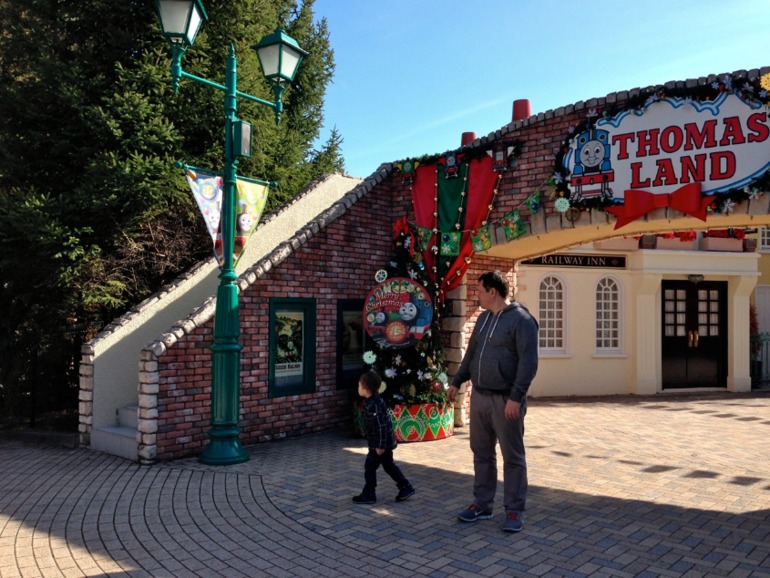 Thomas Land...
